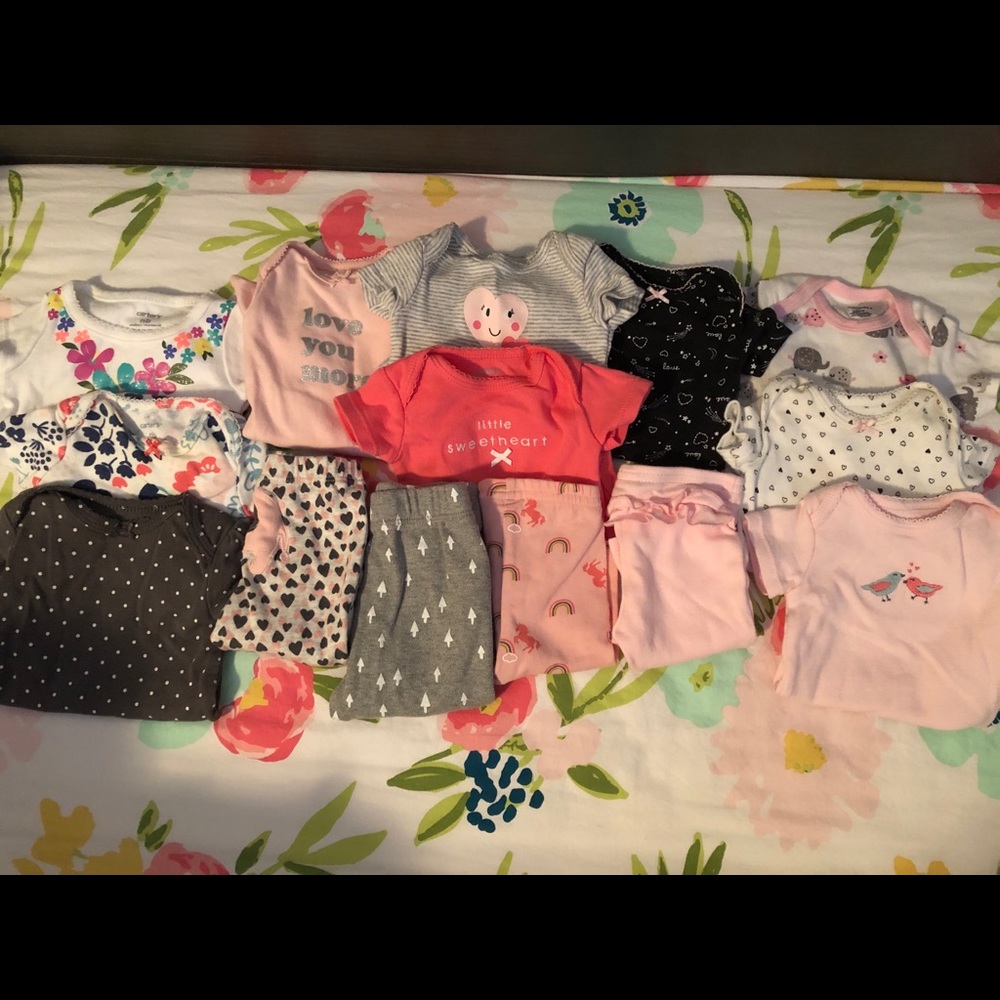 Newborn Clothes (Lot)
